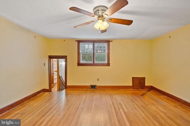 75 N MAIN ST, Cranbury, NJ 08512