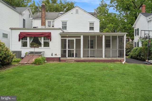 75 N MAIN ST, Cranbury, NJ 08512