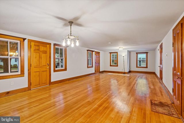 75 N MAIN ST, Cranbury, NJ 08512