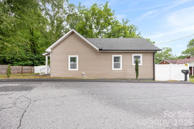 313 Gantt Street, Kings Mountain, NC 28086