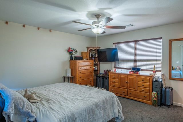 1115 Nautical Dr, Salina, KS 67401