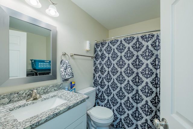 1115 Nautical Dr, Salina, KS 67401