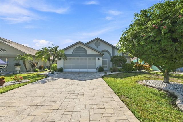 1807 E DEL WEBB BOULEVARD, Sun City Center, FL 33573