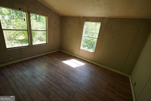 300 Jackson Road, Cleveland, GA 30528