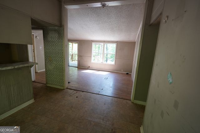 300 Jackson Road, Cleveland, GA 30528