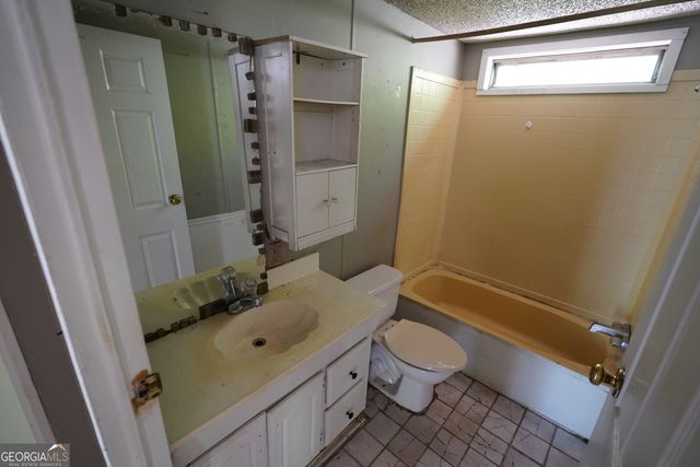 300 Jackson Road, Cleveland, GA 30528
