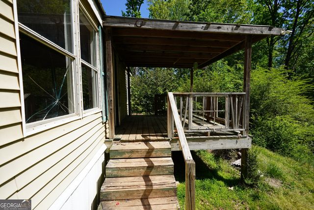 300 Jackson Road, Cleveland, GA 30528