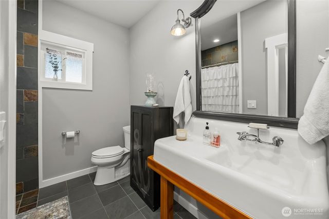 458 E Stretch Island Road S, Grapeview, WA 98546