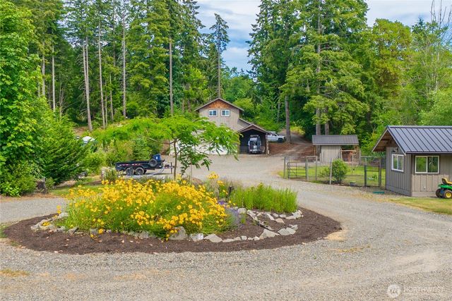 458 E Stretch Island Road S, Grapeview, WA 98546