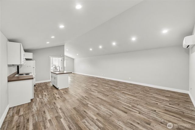 458 E Stretch Island Road S, Grapeview, WA 98546