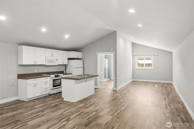 458 E Stretch Island Road S, Grapeview, WA 98546