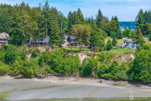 458 E Stretch Island Road S, Grapeview, WA 98546