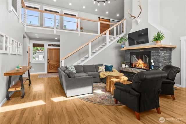 458 E Stretch Island Road S, Grapeview, WA 98546