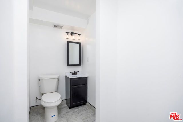 718 Centinela Avenue, Inglewood, CA 90302