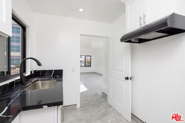 718 Centinela Avenue, Inglewood, CA 90302