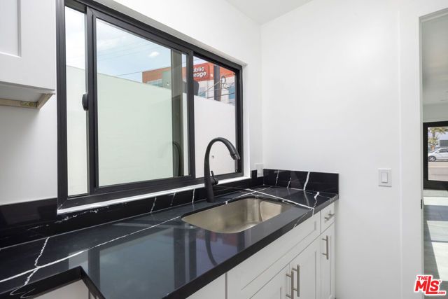 718 Centinela Avenue, Inglewood, CA 90302
