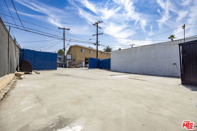718 Centinela Avenue, Inglewood, CA 90302