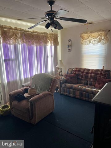 21 MIDWAY DR, Earleville, MD 21919