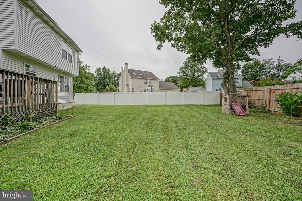 1 PADDOCK WAY, Mount Holly, NJ 08060