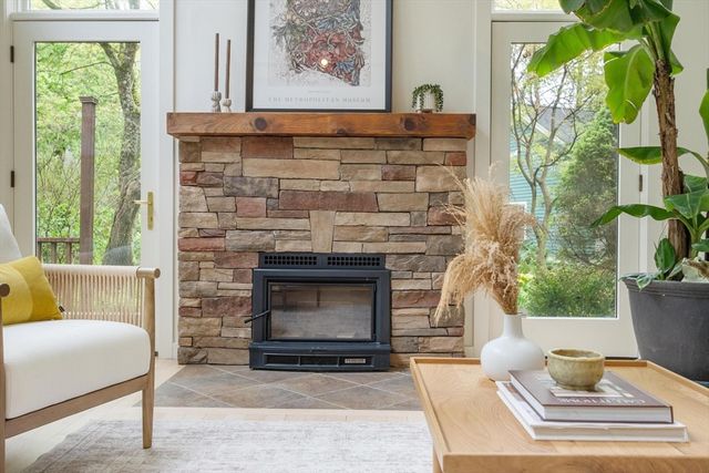 315 Nagog Hill Rd, Acton, MA 01720