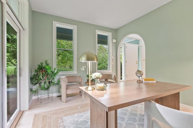 315 Nagog Hill Rd, Acton, MA 01720