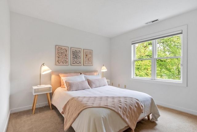 315 Nagog Hill Rd, Acton, MA 01720