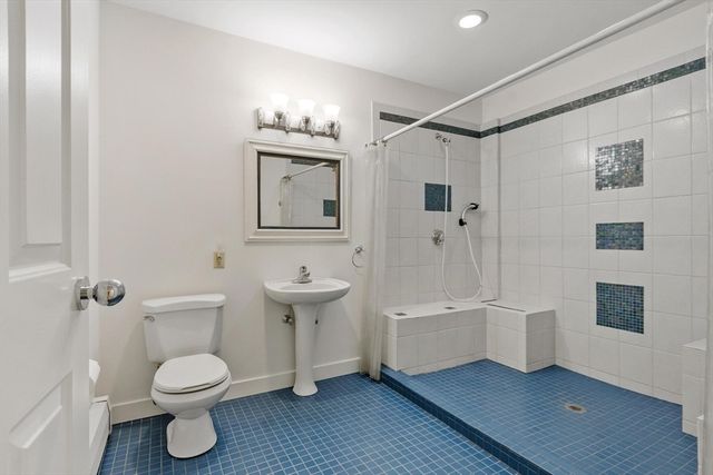 315 Nagog Hill Rd, Acton, MA 01720