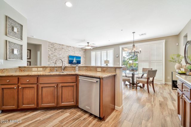 2519 W MYOPIA Drive, Anthem, AZ 85086