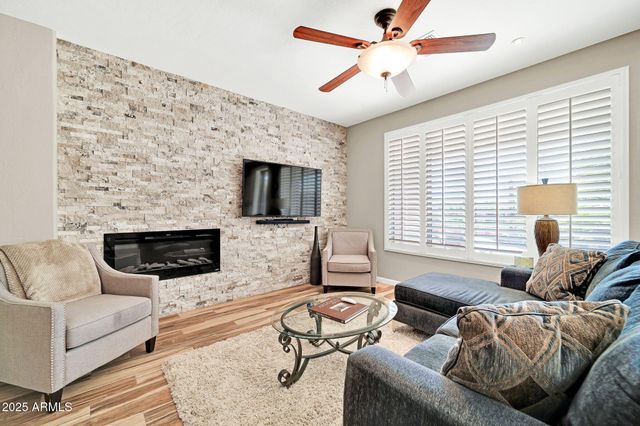 2519 W MYOPIA Drive, Anthem, AZ 85086