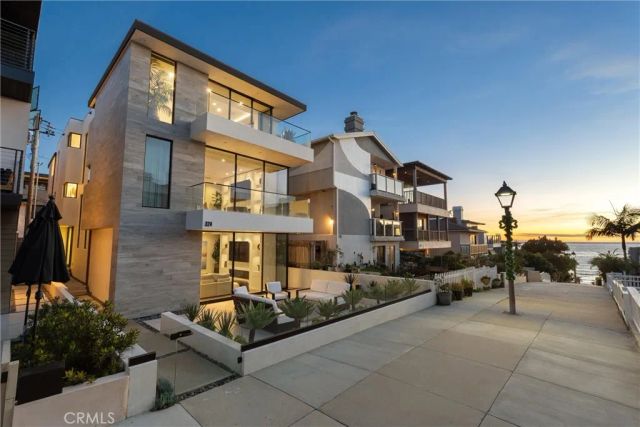 324 18th Street, Manhattan Beach, CA 90266