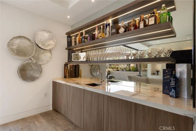 324 18th Street, Manhattan Beach, CA 90266