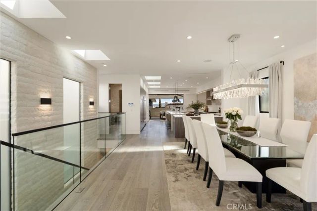 324 18th Street, Manhattan Beach, CA 90266