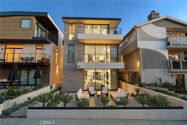 324 18th Street, Manhattan Beach, CA 90266