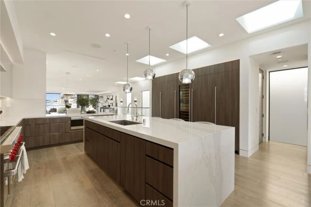 324 18th Street, Manhattan Beach, CA 90266