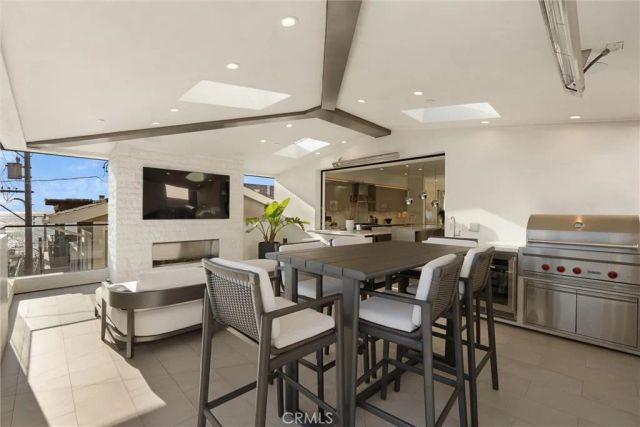 324 18th Street, Manhattan Beach, CA 90266