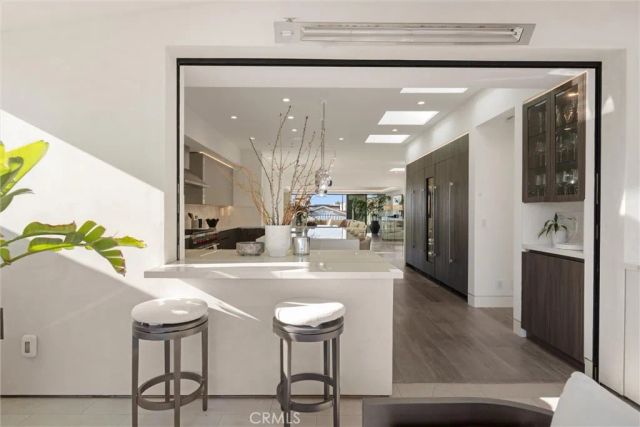 324 18th Street, Manhattan Beach, CA 90266