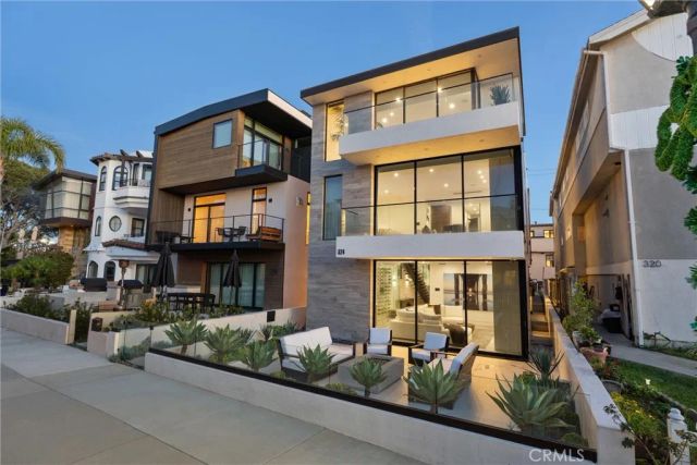 324 18th Street, Manhattan Beach, CA 90266