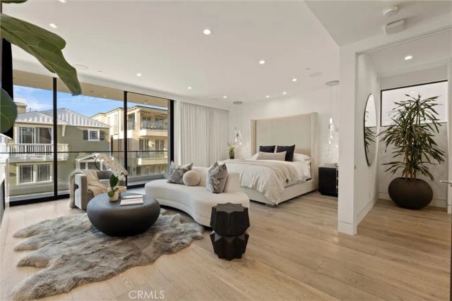 324 18th Street, Manhattan Beach, CA 90266