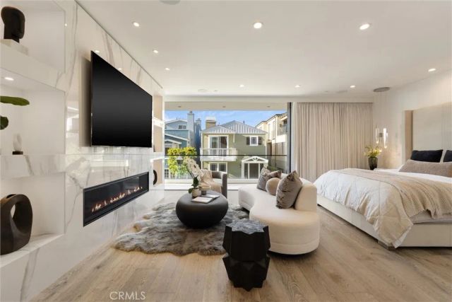 324 18th Street, Manhattan Beach, CA 90266