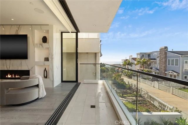 324 18th Street, Manhattan Beach, CA 90266