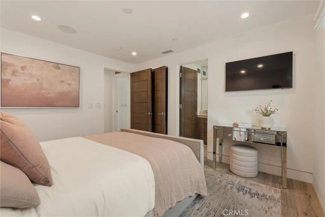 324 18th Street, Manhattan Beach, CA 90266