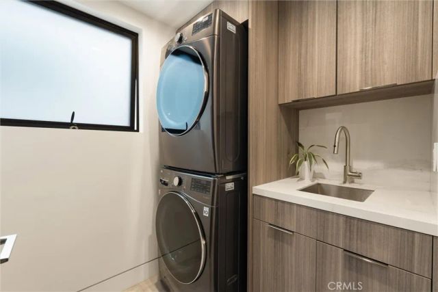 324 18th Street, Manhattan Beach, CA 90266