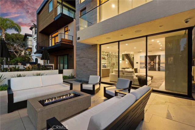 324 18th Street, Manhattan Beach, CA 90266