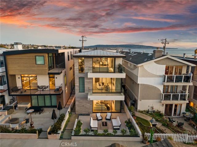 324 18th Street, Manhattan Beach, CA 90266