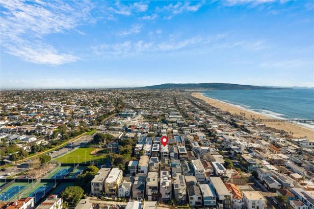 324 18th Street, Manhattan Beach, CA 90266