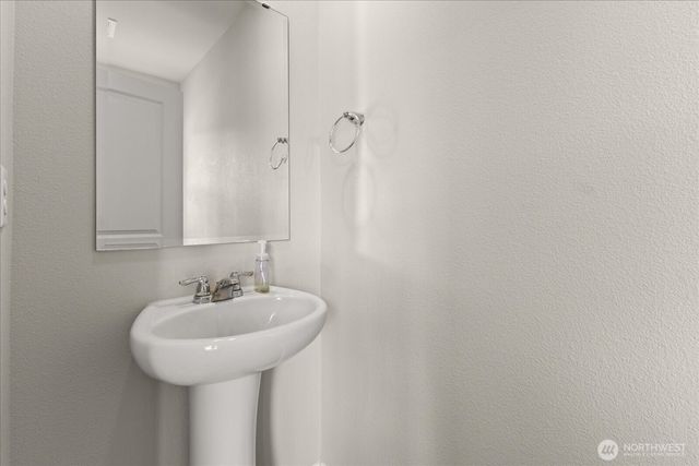 13477 195th Street E, Graham, WA 98338