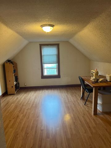 6812 Maple Court, Bridgeview, IL 60455