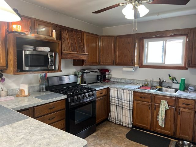 6812 Maple Court, Bridgeview, IL 60455