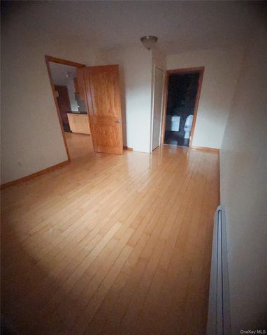 32-26 Union Street 2E, Flushing, NY 11354