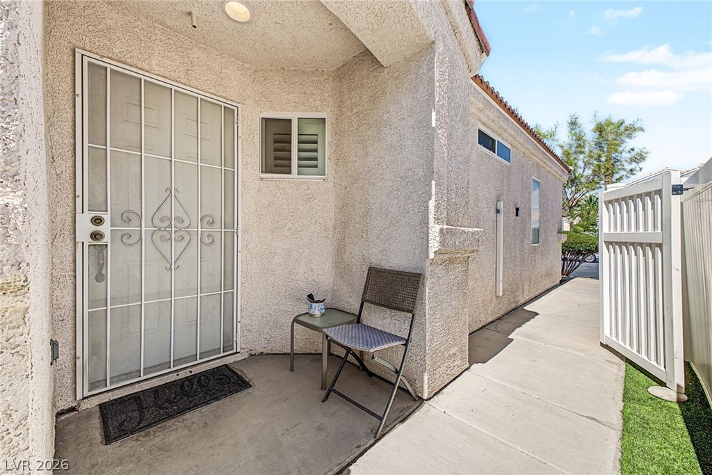 629 Lava Beds Way, North Las Vegas, NV 89084 — photo 4